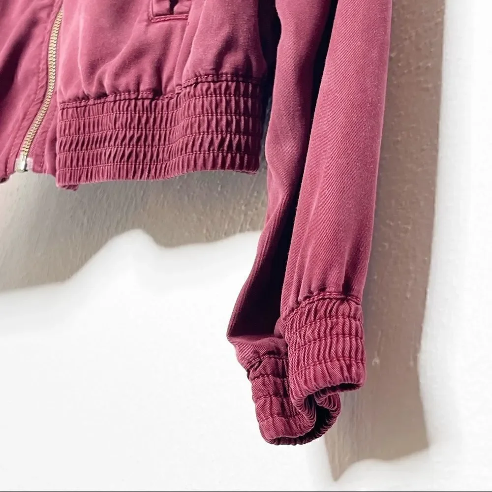 American Eagle Outfitters maroon zip up lightweight jacket